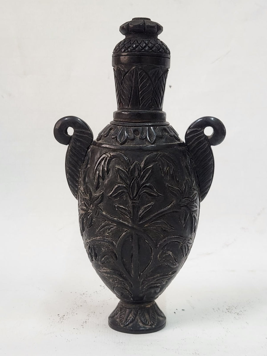 Rare Mughal Islamic Hand-Carved Jade Stone Pot