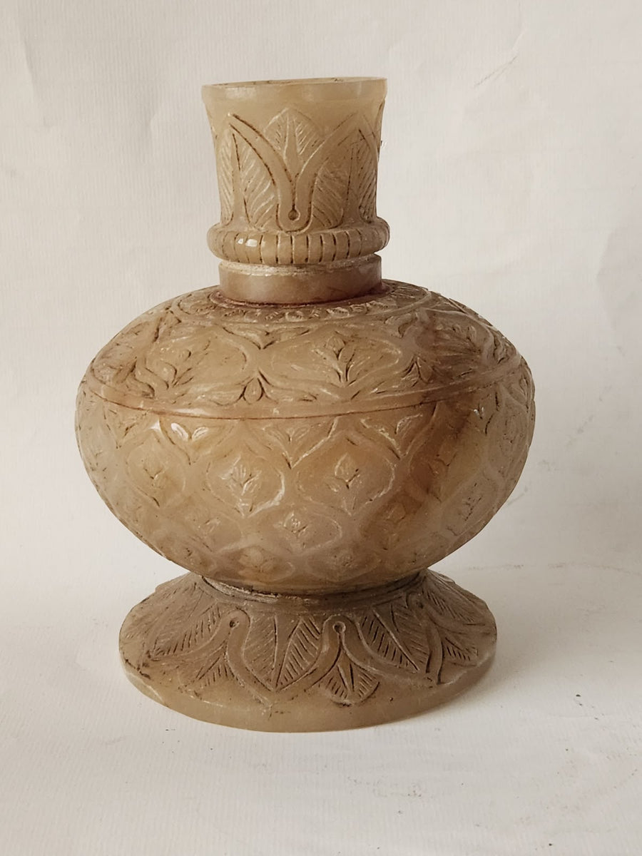 Rare Mughal Islamic Jade Stone Pot Hand-Carved with Floral Patterns