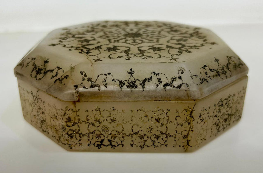 Rare Mughal Style Jade Stone Box Engraved with Floral Patterns
